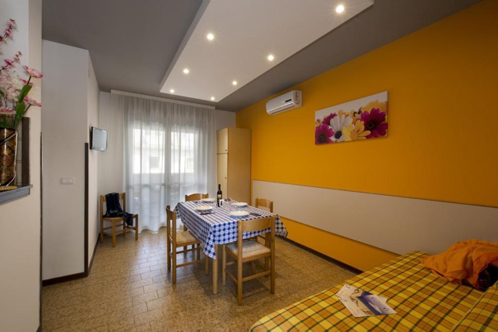 Residence G. Verdi Bibione Exteriör bild